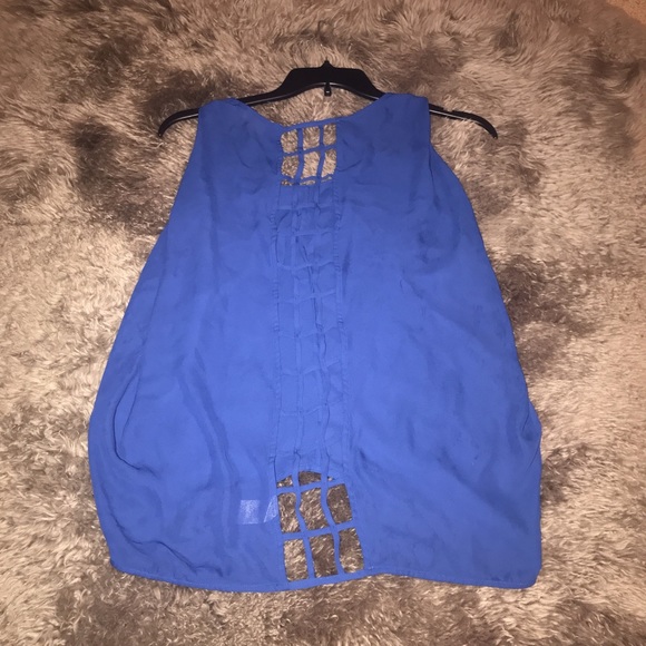 Top - Picture 3 of 5